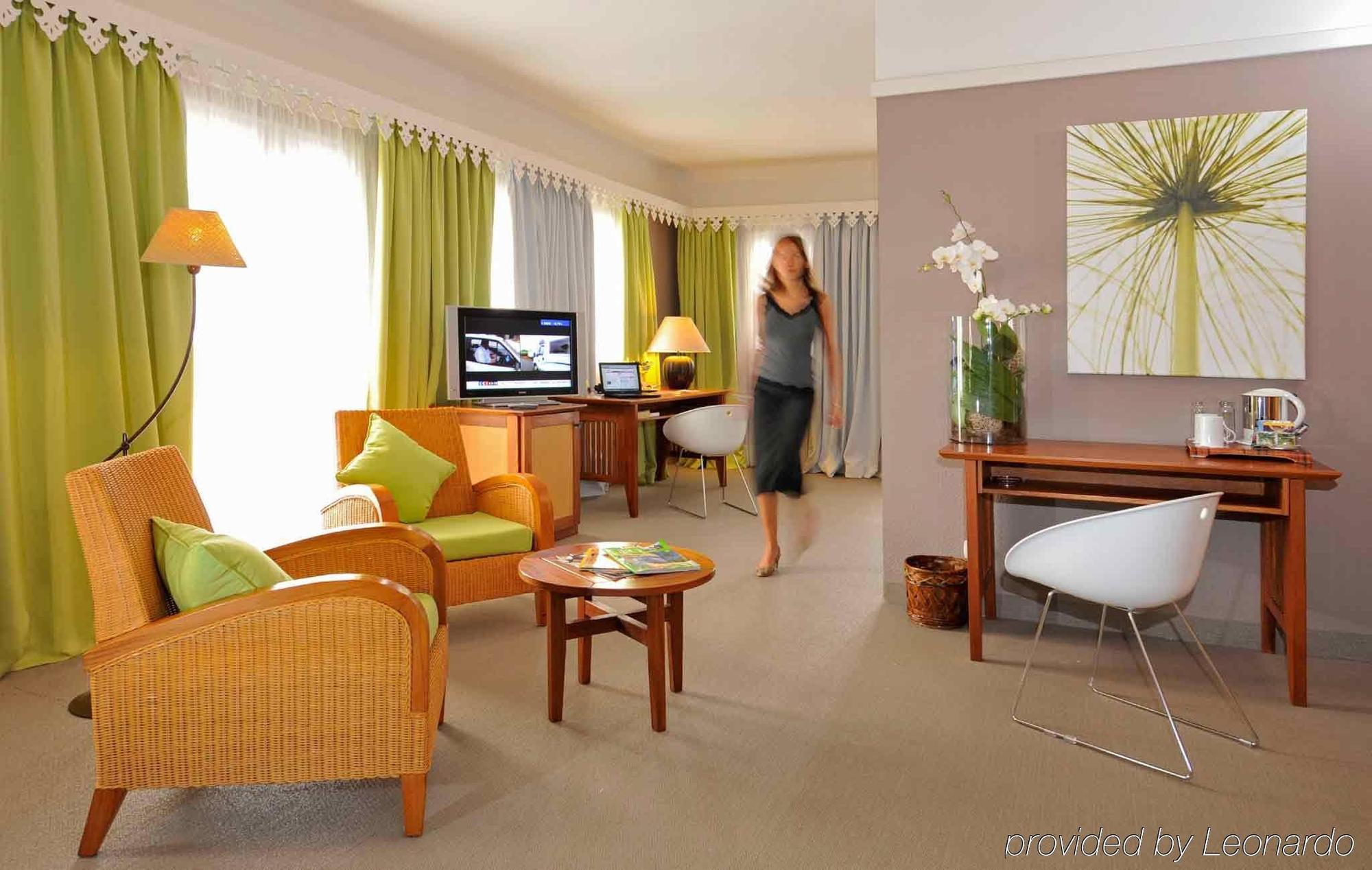 Hotel Exsel Creolia Сен-Дені Номер фото